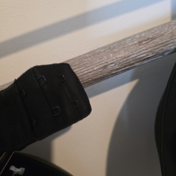 ⭐️40% Off⭐️ Victoria's Secret T-shirt Lightly Lined Demi - Picture 5 of 13